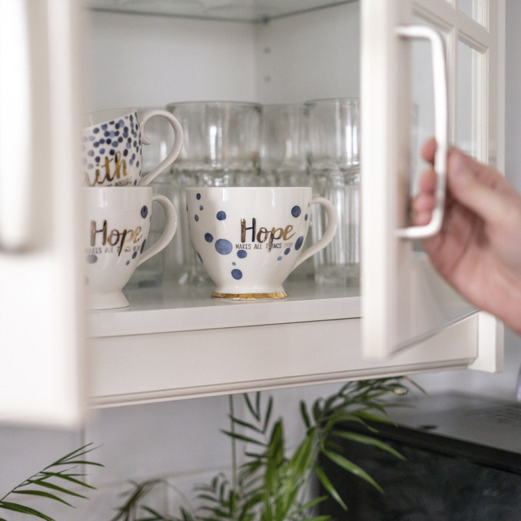 Kubek na nóżce Florina Mare Hope 440 ml porcelana