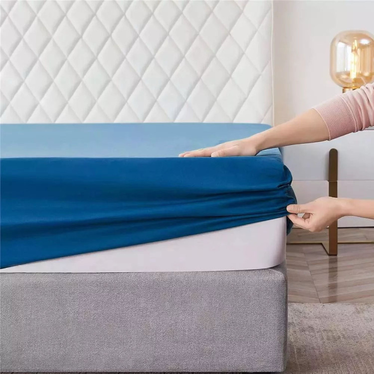 Prześcieradło 200x220 bawełniane Cotton World grube z gumką granatowe