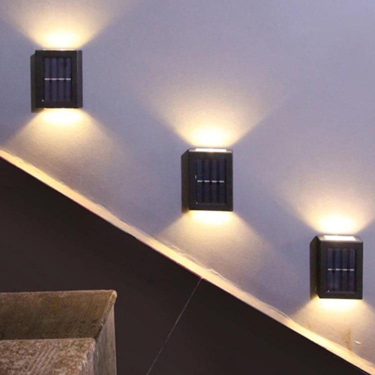 Lampa solarna kinkiet 4 LED oświetlenie zewnętrzne lampa elewacyjna