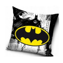 Poszewka dwustronna velvetowa dla dzieci 40x40 cm na jaśka Batman realistyczny wzór BAT 201004