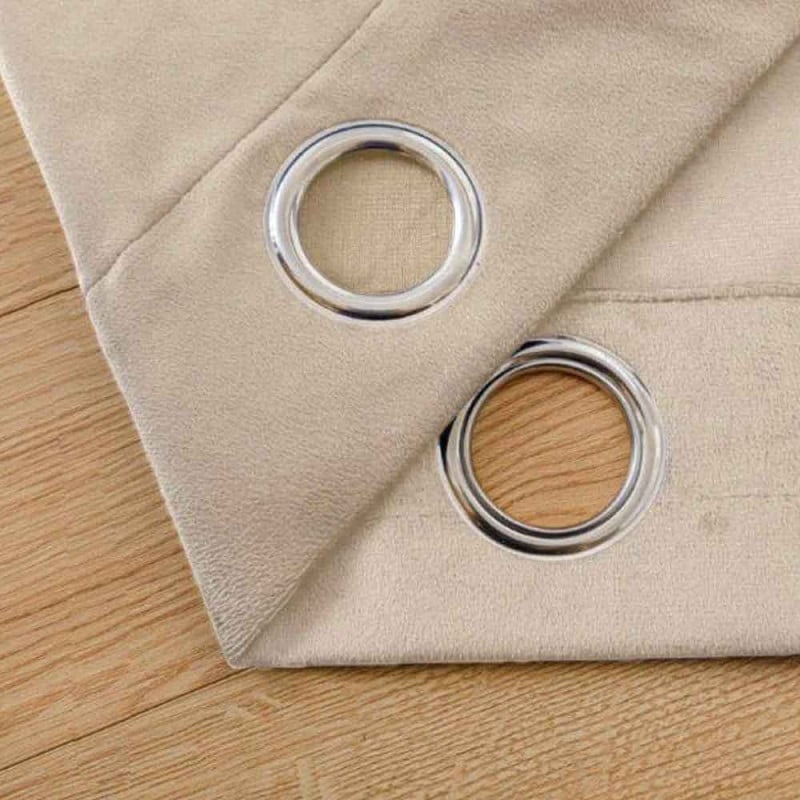 Zasłony zaciemniające na przelotkach Cotton World Velvet welur 140x250 cm latte