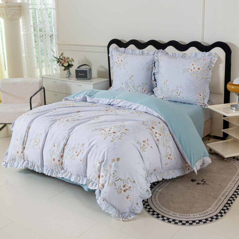 Pościel z falbanką 220x200 mikrofibra Cotton World 3 części niebieska w kwiaty 2905