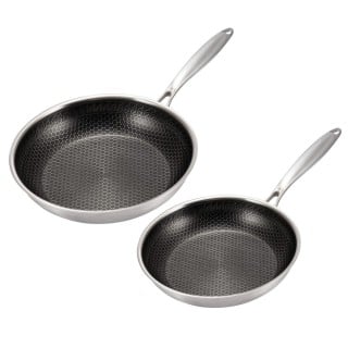 Patelnie stalowe 24 i 28 cm...