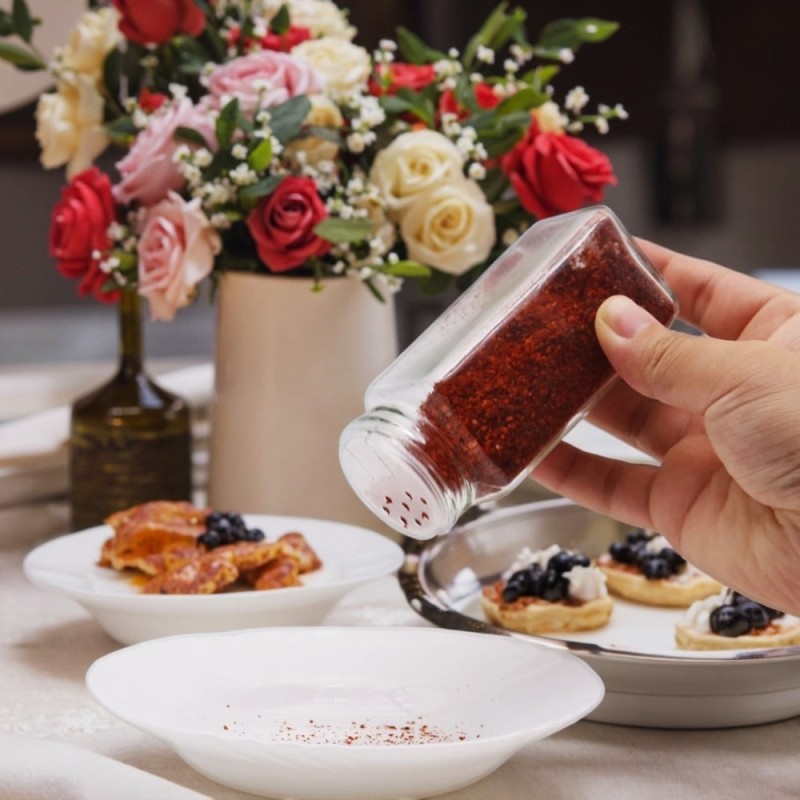 Zestaw obiadowy XXL Serwis obiadowy 18 elementów przyprawniki 24 elementy i naklejki 96 sztuk talerze ze słoiczkami do przypraw