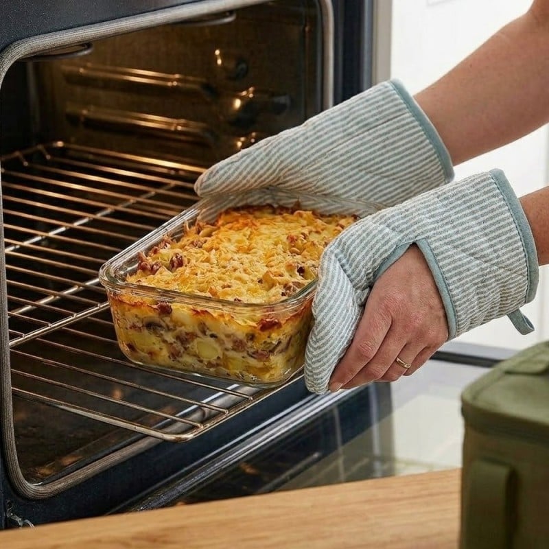 Pojemniki szklane kwadratowe lunchbox GierekHoff Corio GH 1115 zestaw 4 sztuki żaroodporne hermetyczne 800/520/320/150 ml